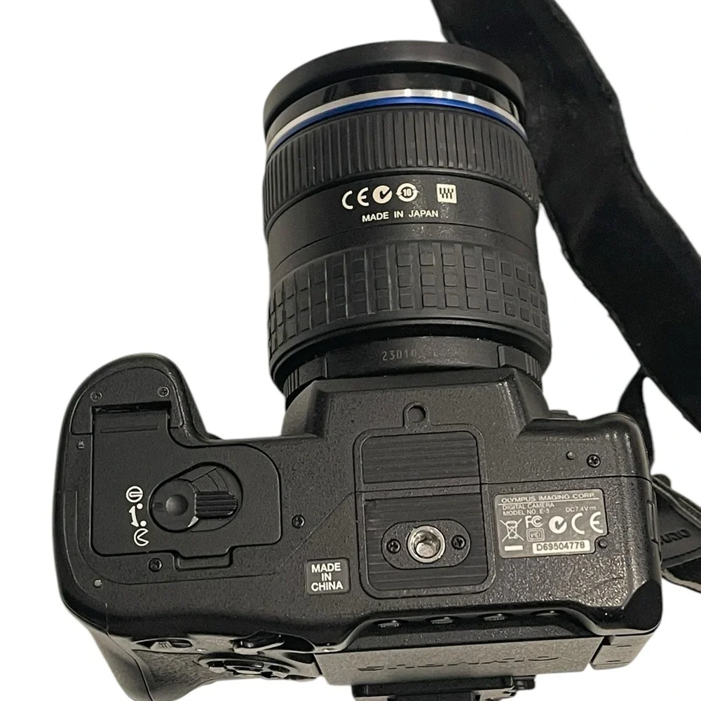 Olympus EVOLT E-5 12.3MP Digital SLR Camera /12-60mm f2.8-4.0 SWD Zuiko Digital